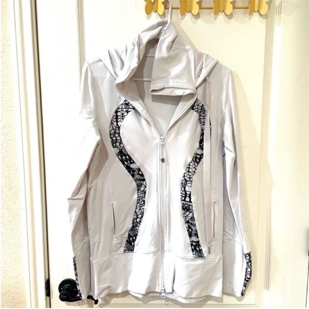 Lululemon Stride Jacket II size 10